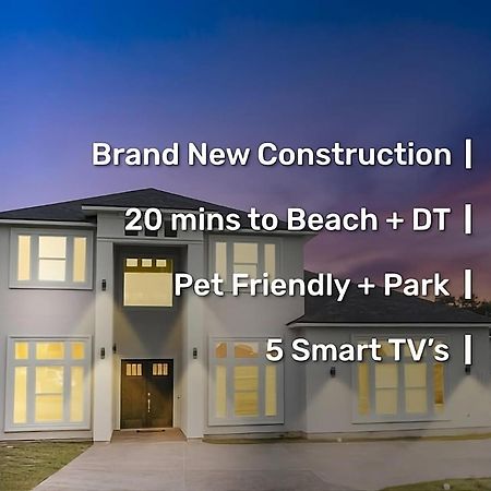 Newly Built Stylish Retreat With Designer Kitchen - Near Park & Beach 科珀斯克里斯蒂 外观 照片